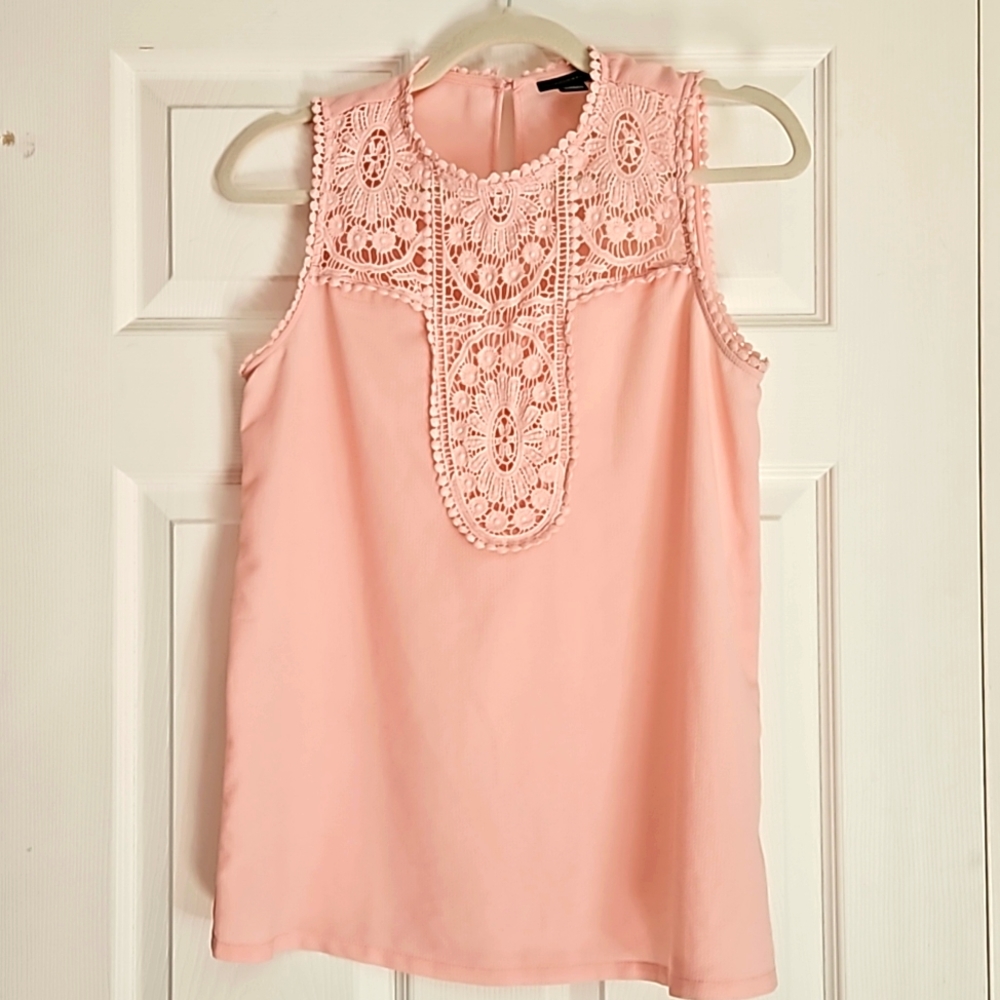 Pink Halogen Tank Top with Lace Details